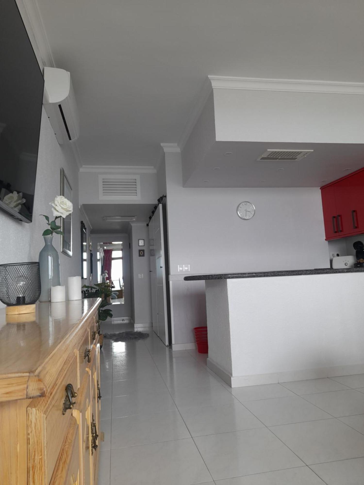 Apartment On The Harbor, First Line With Beautiful Sea View In 4 Star Hotel Фуeнхирола Екстериор снимка